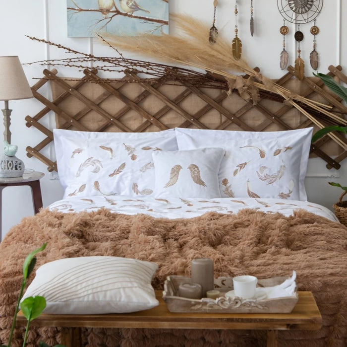 Kuş Tüyü Nakışlı King Size Nevresim Takımı 230*220 cm