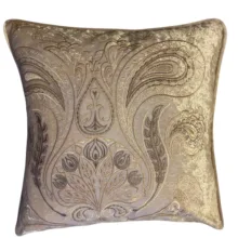 Desenli Bej Kadife Kırlent Kılıfı 45*45 cm