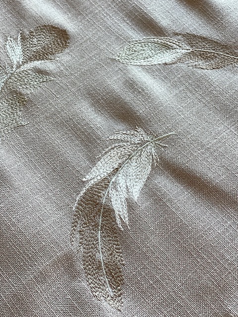 VİZON KUMAŞ ÜZERİ KUŞ TÜYÜ NAKIŞLI YATAK RUNNER SETİ 4 PARÇA - Görsel 4